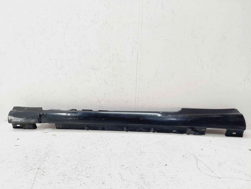 Prag lateral stanga Mercedes Clasa E Coupe (C207) [Fabr 2009-2016] A2076901740