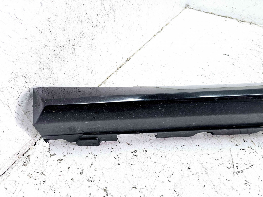 Prag lateral stanga Mercedes Clasa GLK (X204) [Fabr 2008-prezent] 197 NEGRU OBSIDIAN