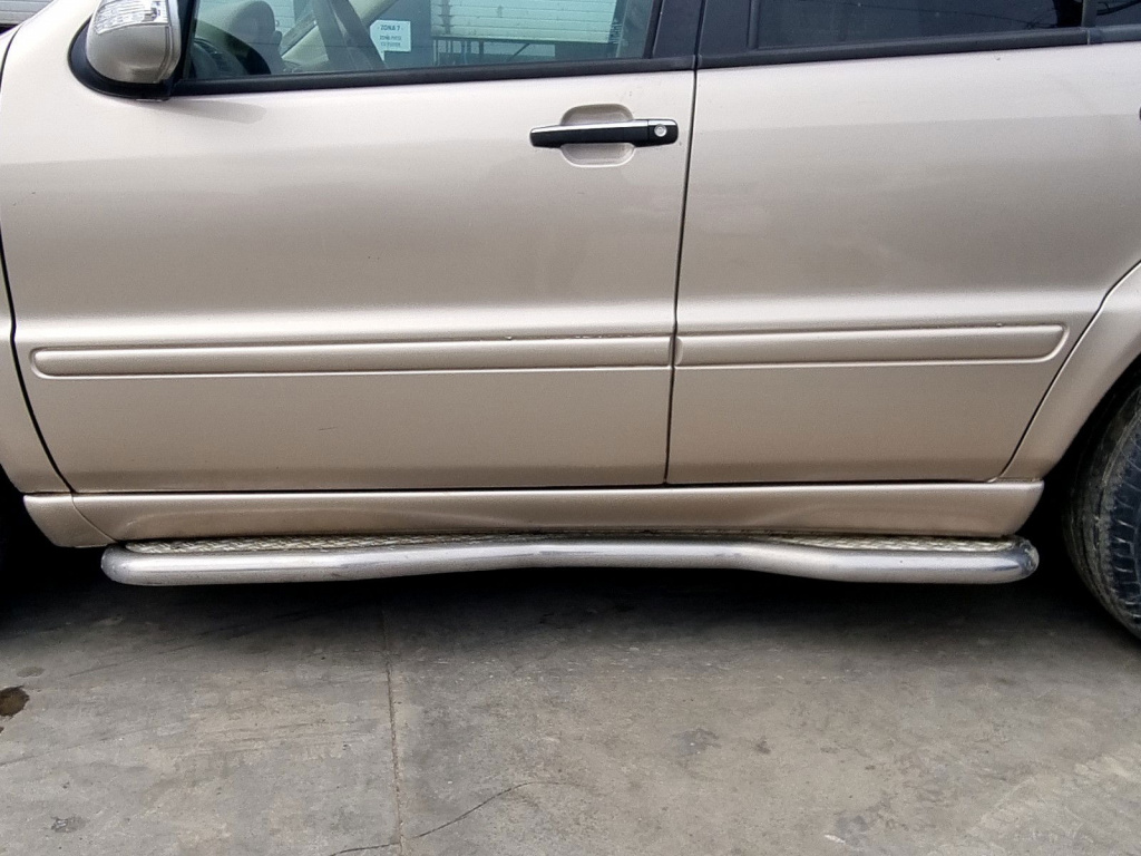 Prag lateral stanga Mercedes Clasa ML (W163) [Fabr 1998-2005] 2.7 CDI 612963 120KW / 163CP