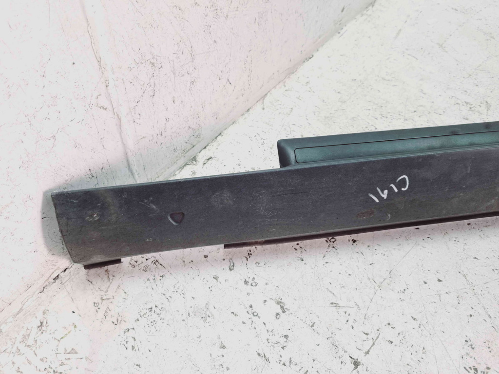 Prag lateral stanga Seat Altea XL (5P5, 5P8) Facelift [Fabr 2006-2015] 5P0853851F