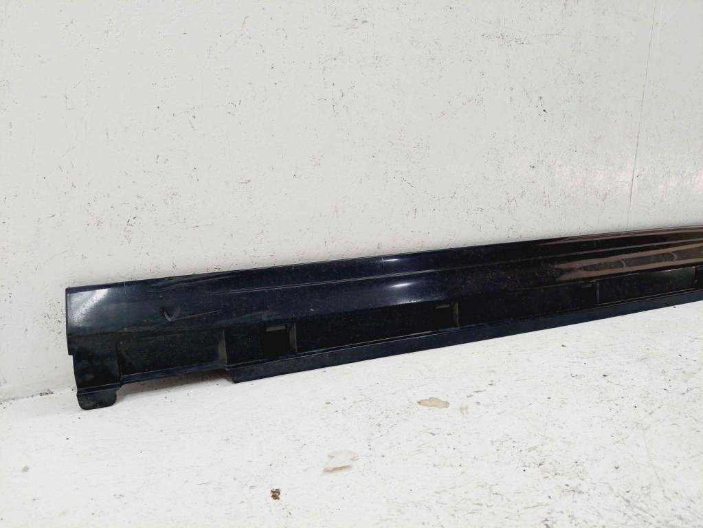 Prag lateral stanga Volkswagen Passat CC (357) [Fabr 2008-2012] 3C8853855B