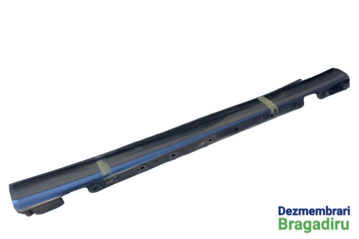 Prag ornament exterior dreapta Cod: A2036900640 Mercedes-Benz C-Class W203/S203/CL203 [2000 - 2004] Coupe 3-usi C 180 MT (129 hp)