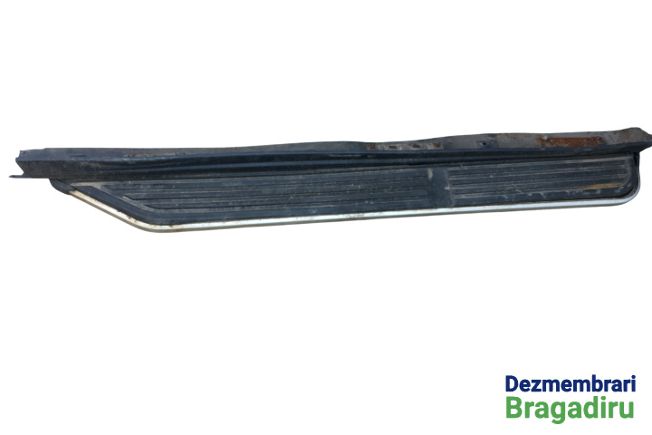 Prag ornament exterior stanga Scarita stanga Land Rover Discovery 3 [2004 - 2009] SUV 2.7 TD AT (190 hp) Cod motor: 276DT