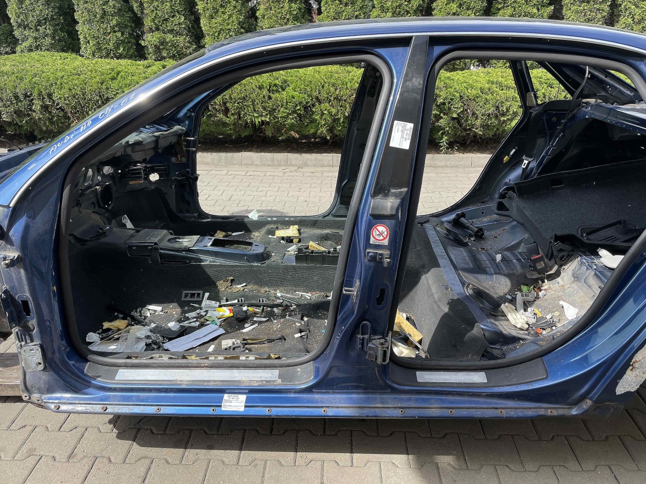 PRAG STANGA AUDI A4 A4 - - (2004 2007)
