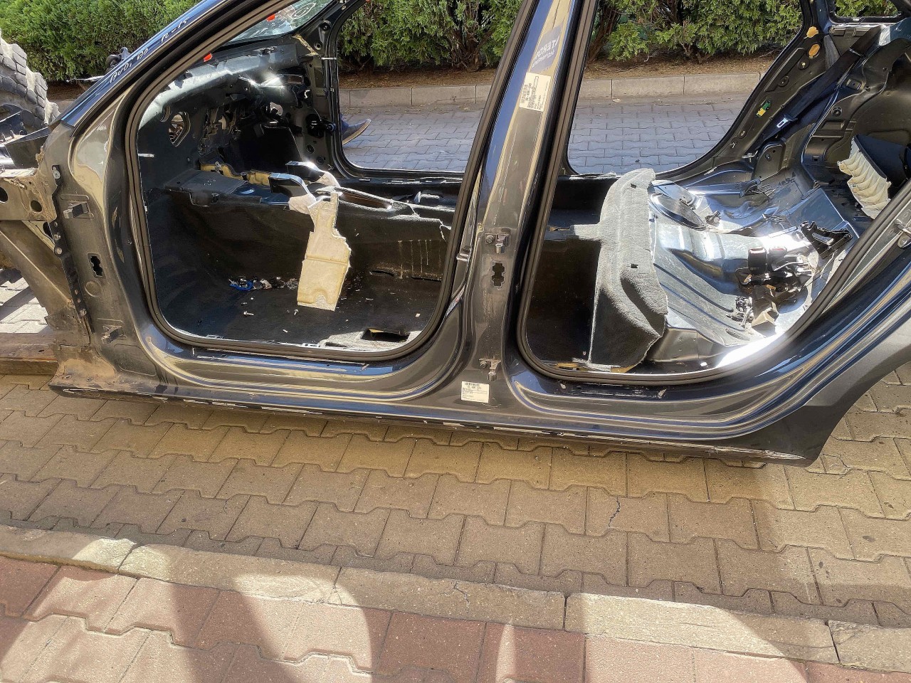 PRAG STANGA AUDI A4 A4 - - (2012 2015)