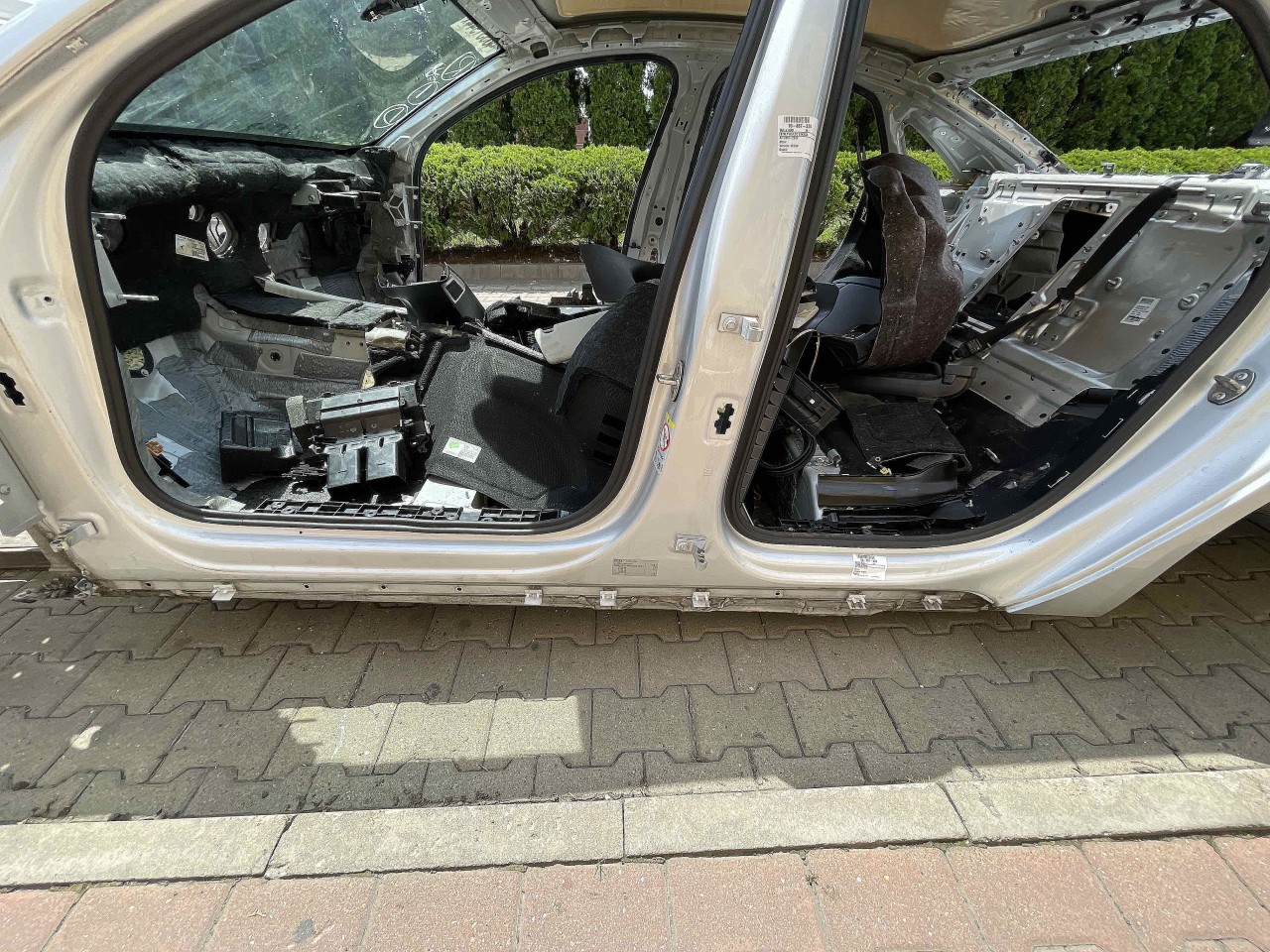 PRAG STANGA AUDI A8 A8 - - (2010 2013)