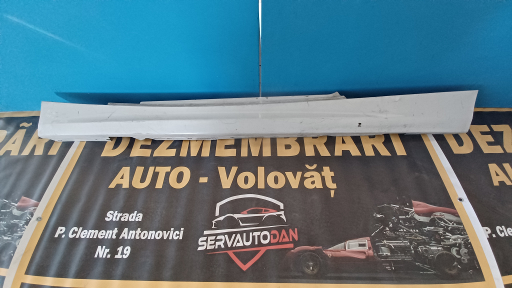 Prag stanga BMW Seria 1 (2004-2011) [E81, E87] 1.6 Benzina 2010