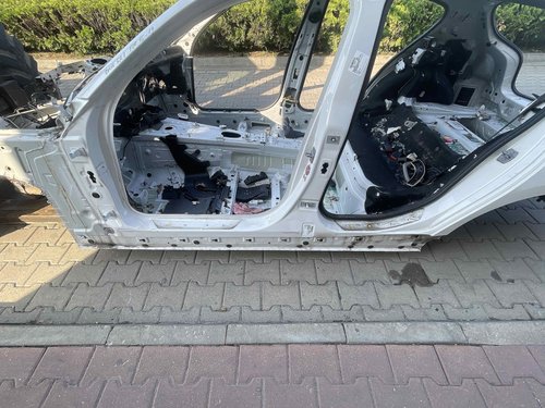 PRAG STANGA BMW SERIA 1 F20 - - (2015 2019)