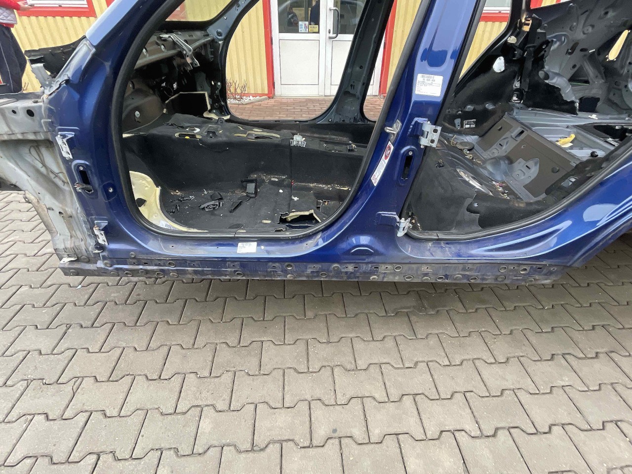 PRAG STANGA BMW X1 X1 - - (2009 2015)