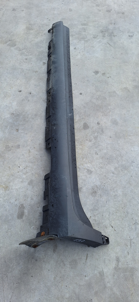 Prag stanga BMW X3 (2010-2017) [F25] 2.0 Motorina 2012, 7210079