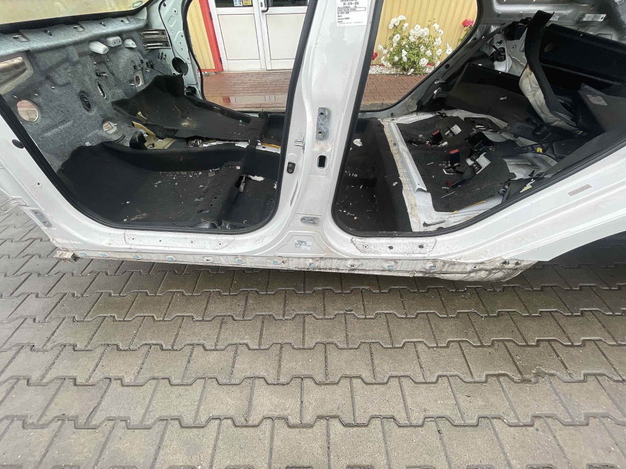 PRAG STANGA HYUNDAI I40 - - (2011 2015)