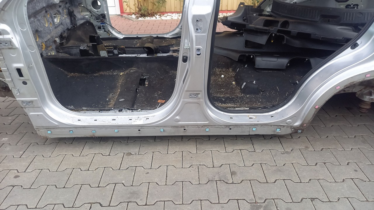 PRAG STANGA KIA SORENTO - - (2009 2012)