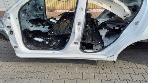 PRAG STANGA MAZDA 2 2 - - (2014 2019)