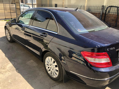Prag stanga Mercedes C Class W204 2007-2014 COD CULOARE 359