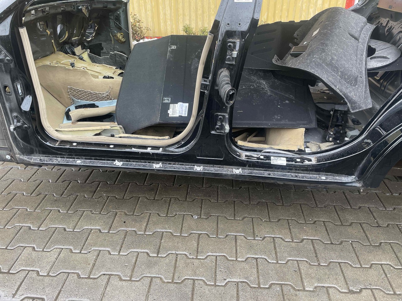 PRAG STANGA MERCEDES CLS CLS - - (2004 2010)