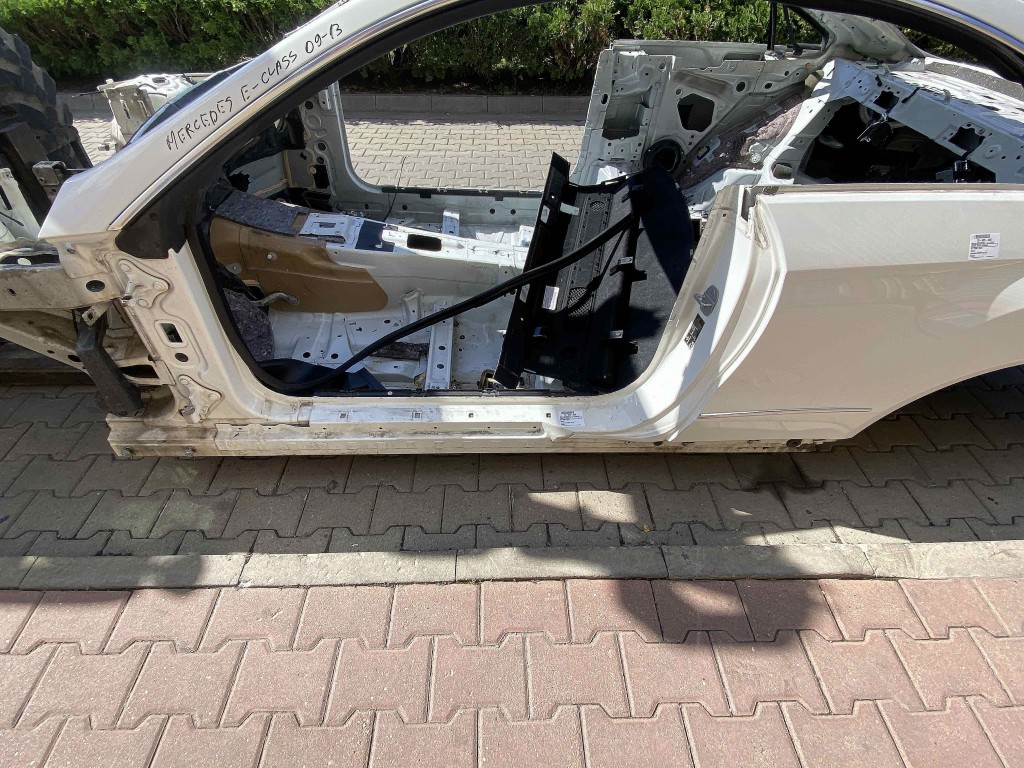 PRAG STANGA MERCEDES E-CLASS - - (2009 2013)