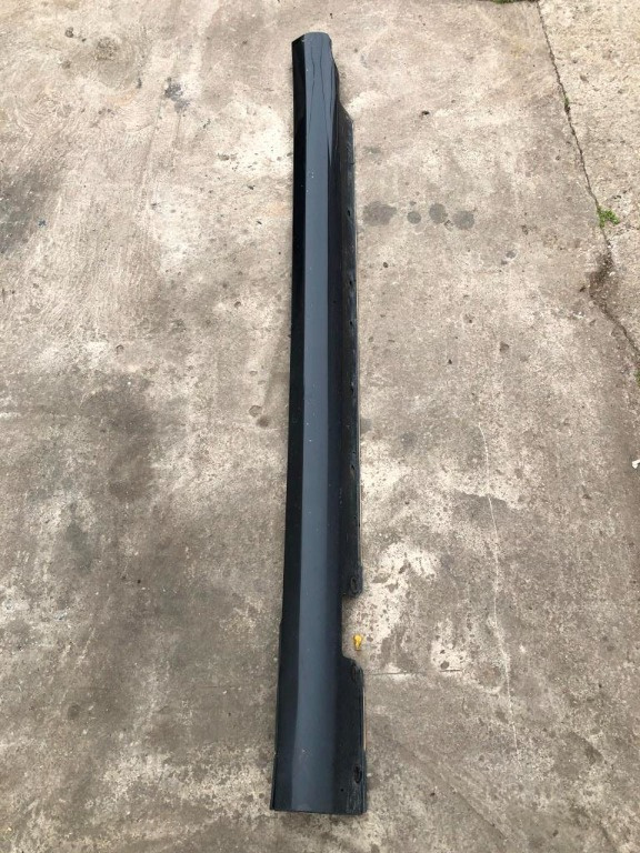 Prag stanga Mercedes E Class w211 2002-2006
