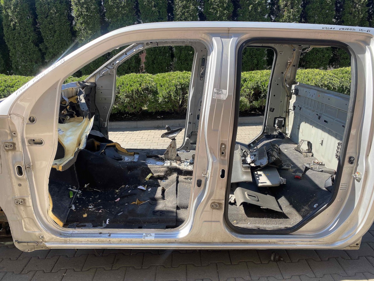 PRAG STANGA NISSAN NAVARA - - (2010 2013)