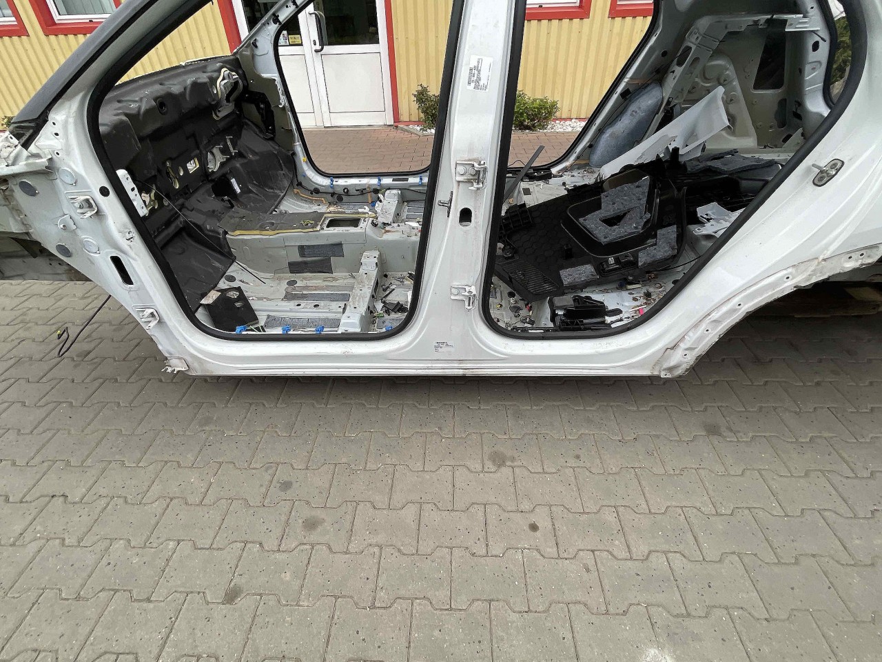 PRAG STANGA OPEL GRANDLAND X GRANDLAND X - - (2017 2021)