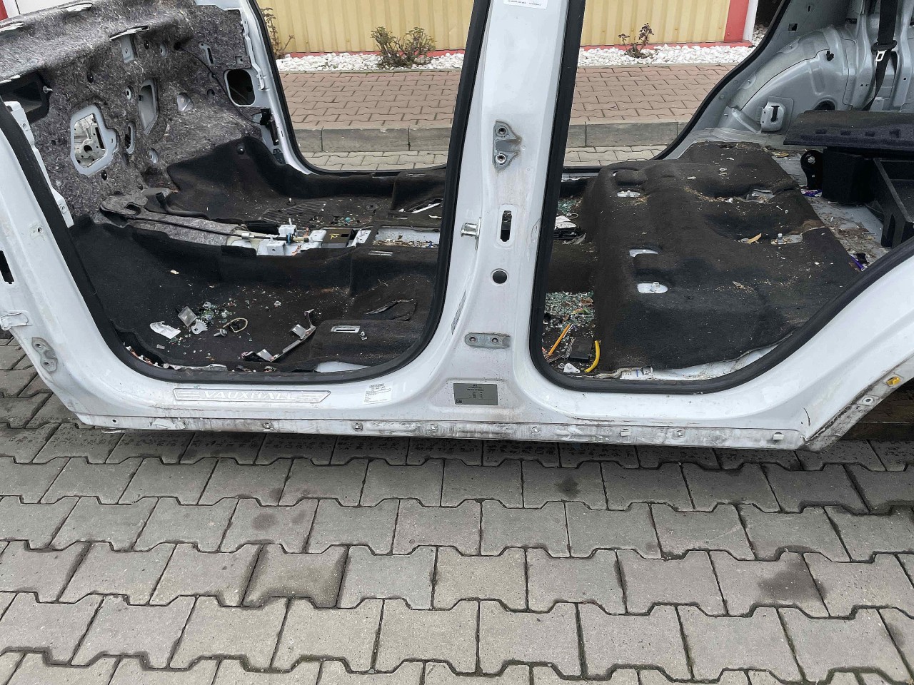PRAG STANGA OPEL MOKKA - - (2012 2016)