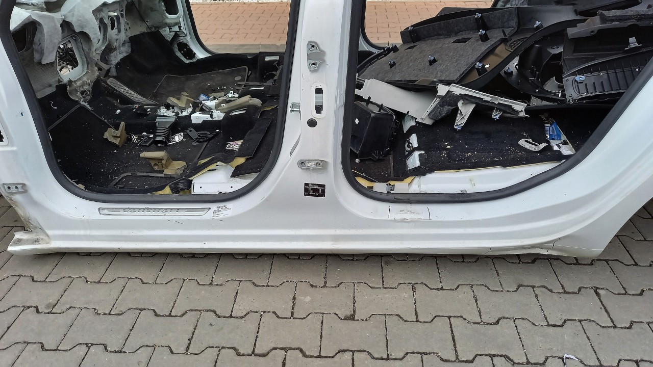 PRAG STANGA OPEL ZAFIRA C - - (2011 2016)
