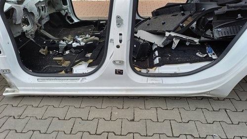 PRAG STANGA OPEL ZAFIRA C - - (2011 2016)