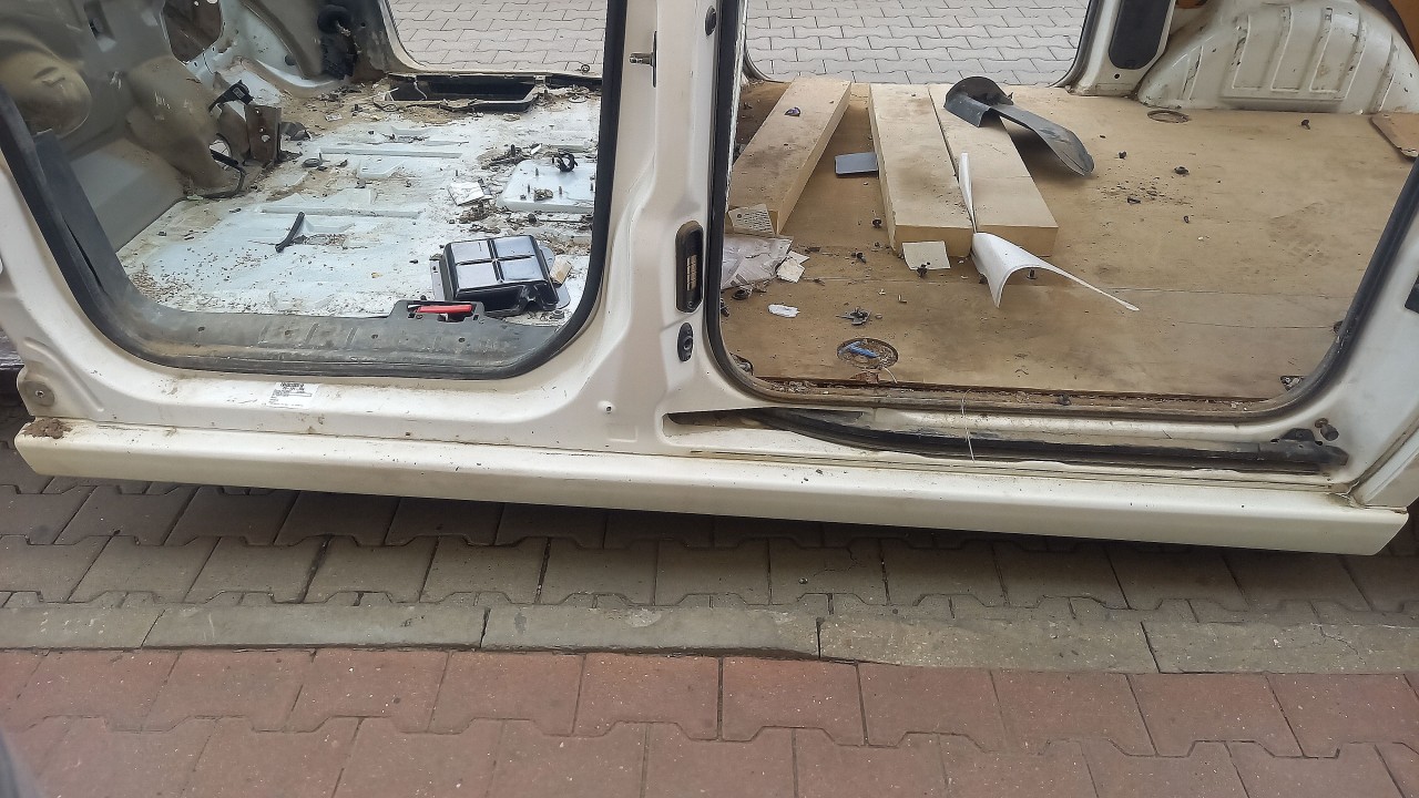 PRAG STANGA PEUGEOT EXPERT EXPERT - - (2007 2012)