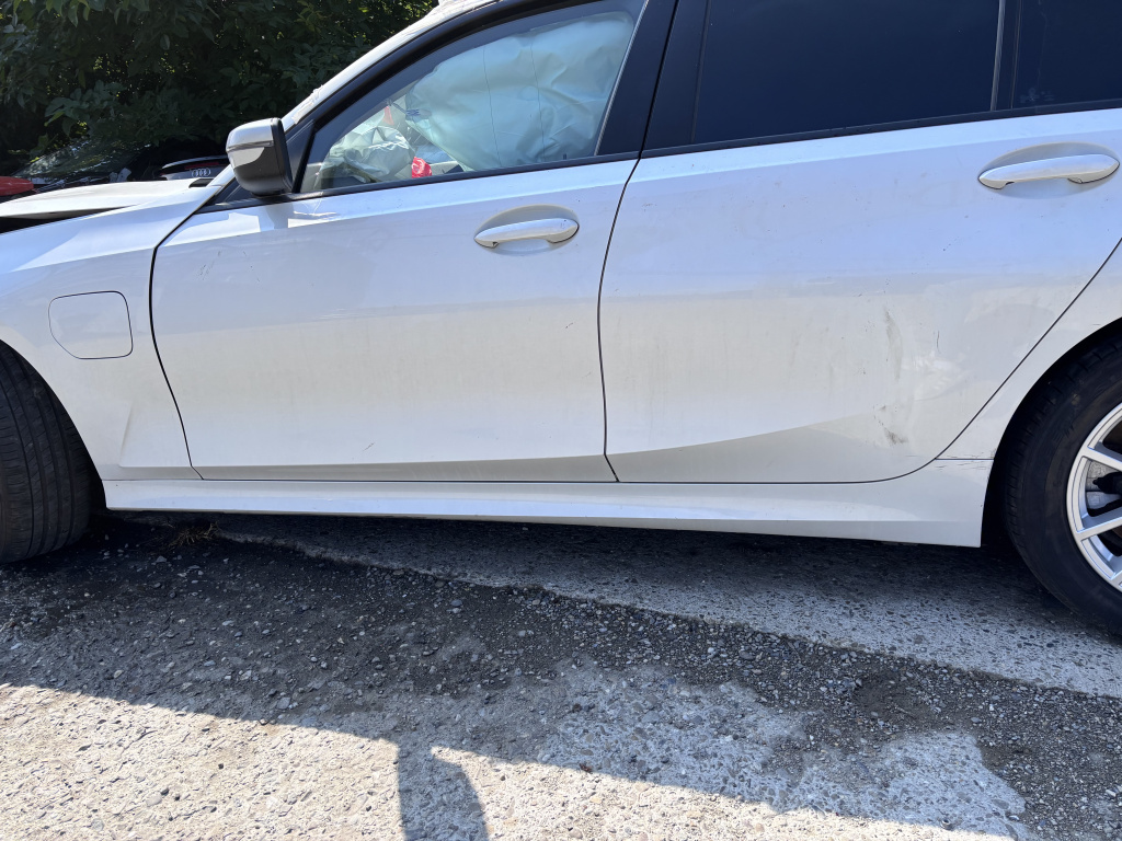 Prag stanga plastic BMW Seria 3 G20 - Hybrid 2022, -