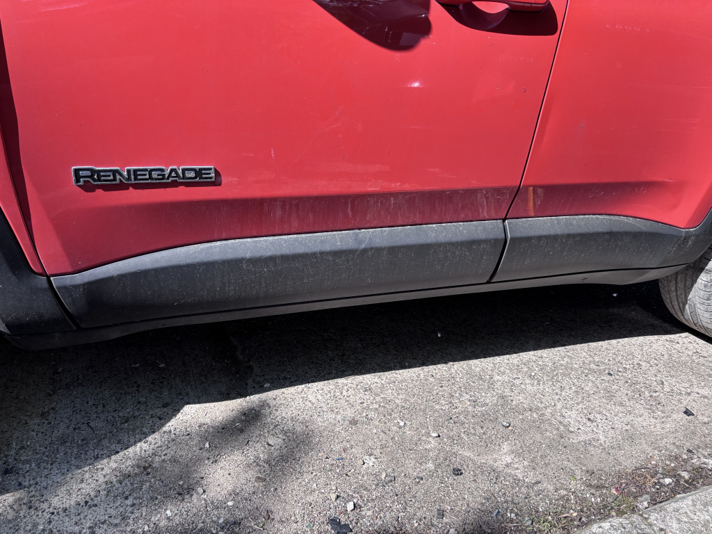 Prag stanga plastic Jeep Renegade 1.4 Benzina 2018, -