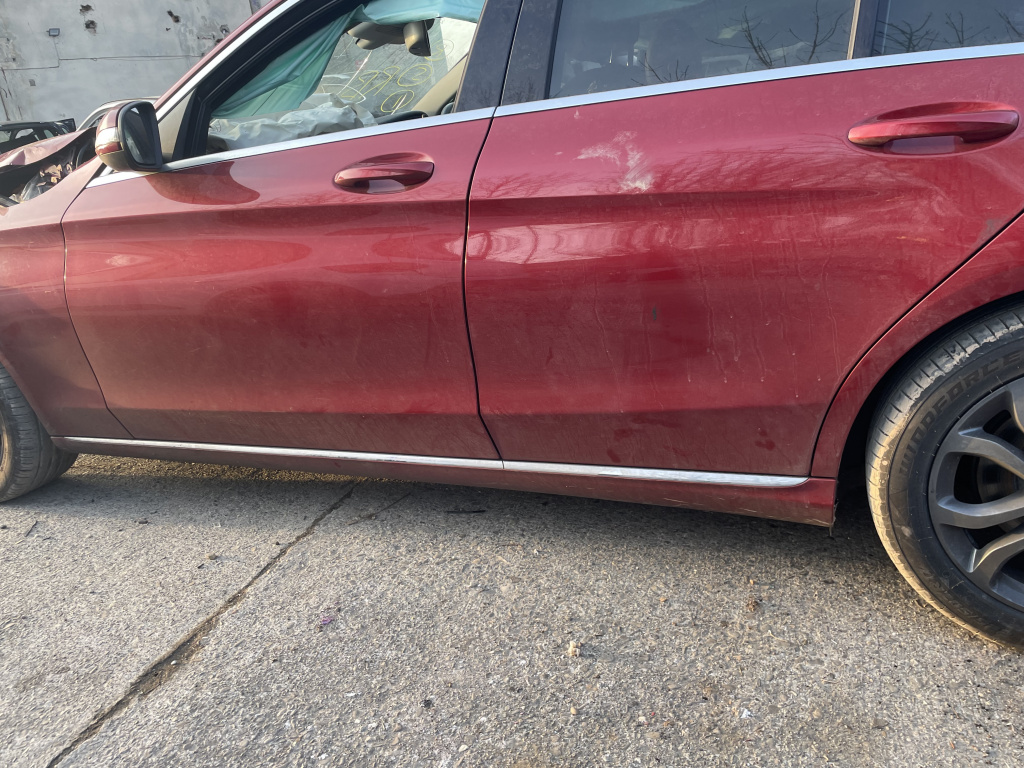 Prag stanga plastic Mercedes C-Class W205/S205 Break 2.2 Motorina 2016