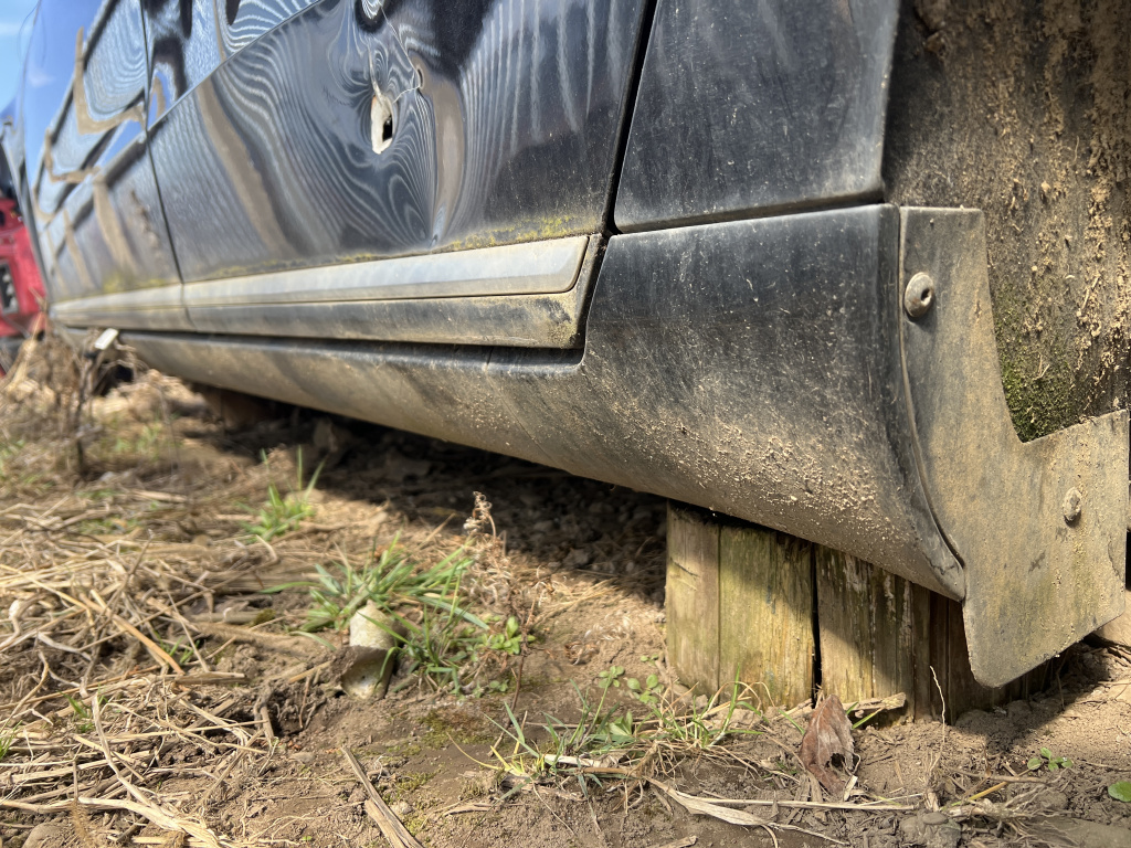 Prag stanga plastic Volkswagen Passat B7 Break 2014