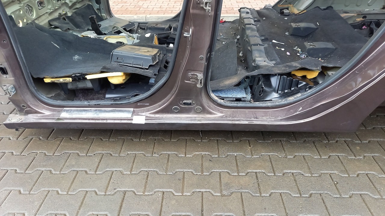 PRAG STANGA RENAULT SCENIC - - (2009 2013)