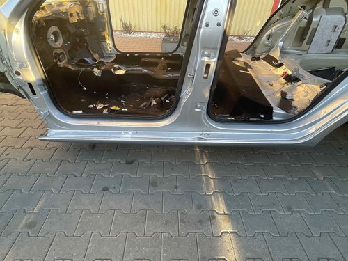 PRAG STANGA SKODA RAPID - - (2012 2017)