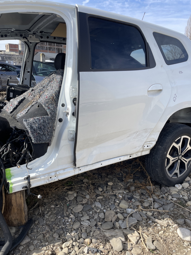 Prag stanga tabla Dacia Duster - Motorina 2019, -