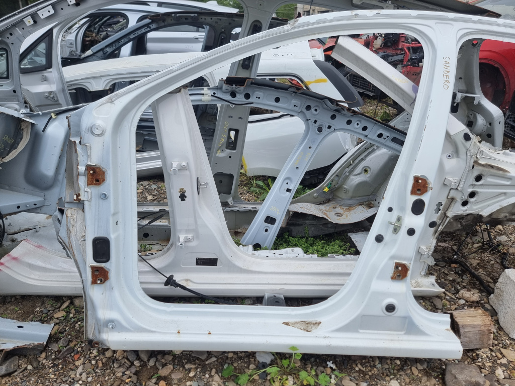Prag stanga tabla Dacia Sandero 2 - Motorina 2018, -