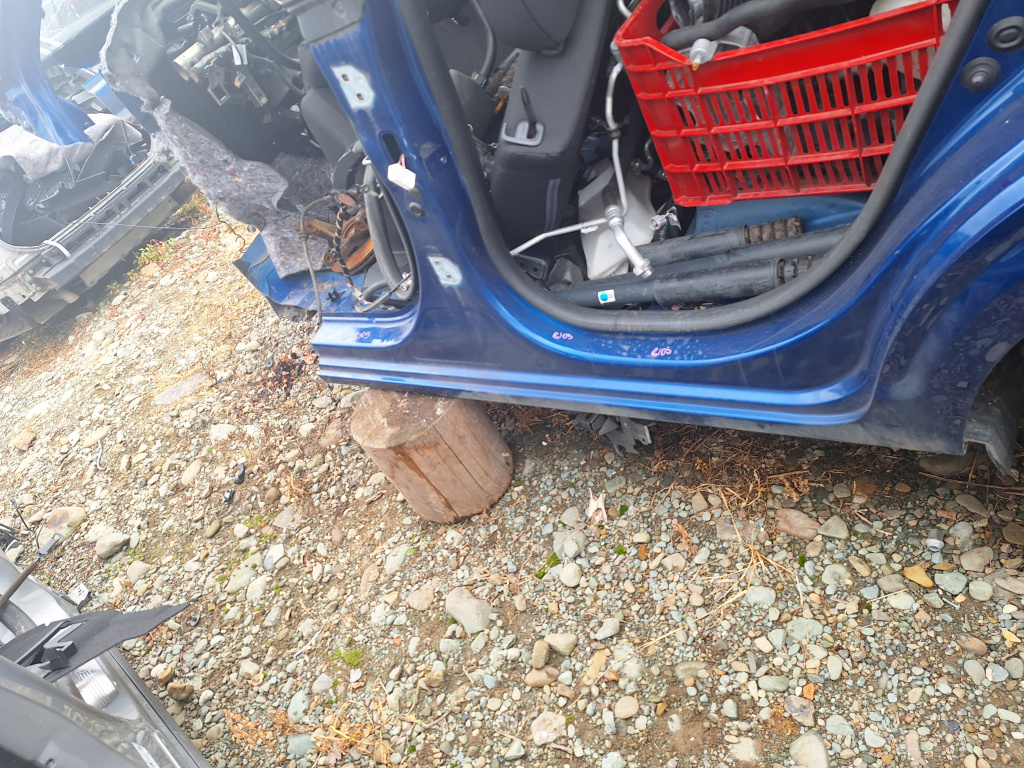 Prag stanga tabla Dacia Sandero 3 1.0 Benzina 2021, -