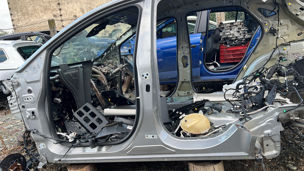 Prag stanga tabla Ford Puma 1.0 Benzina 2021