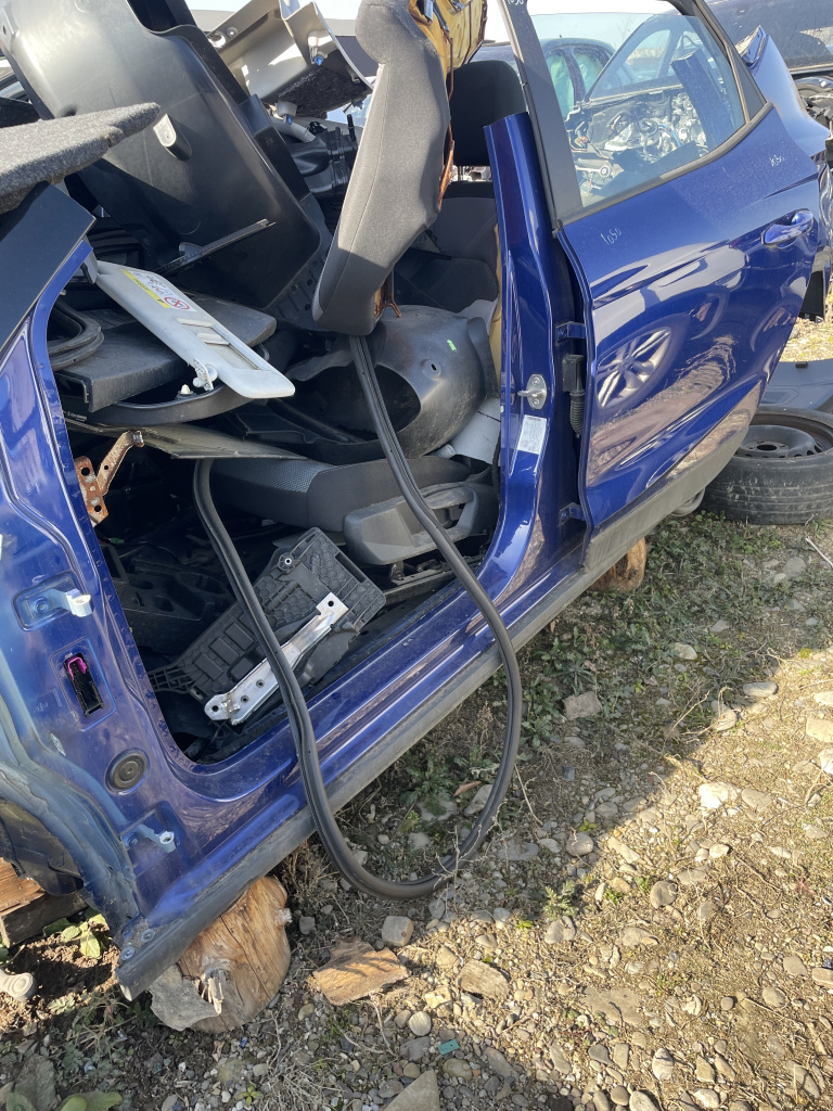 Prag stanga tabla Seat ARONA 2020