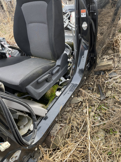 Prag stanga tabla Suzuki Vitara 2018