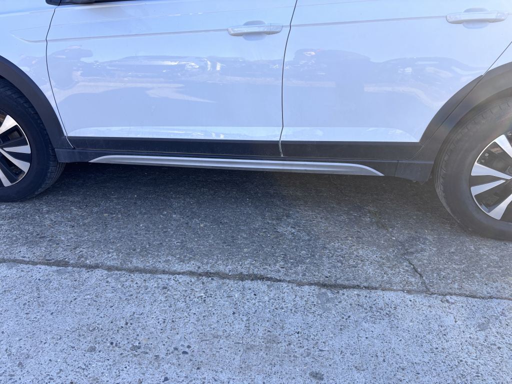 Prag stanga tabla Volkswagen Taigo 1.0 Benzina 2024, -