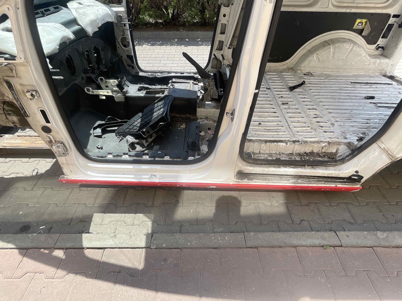 PRAG STANGA VW CADDY - - (2015 2020)