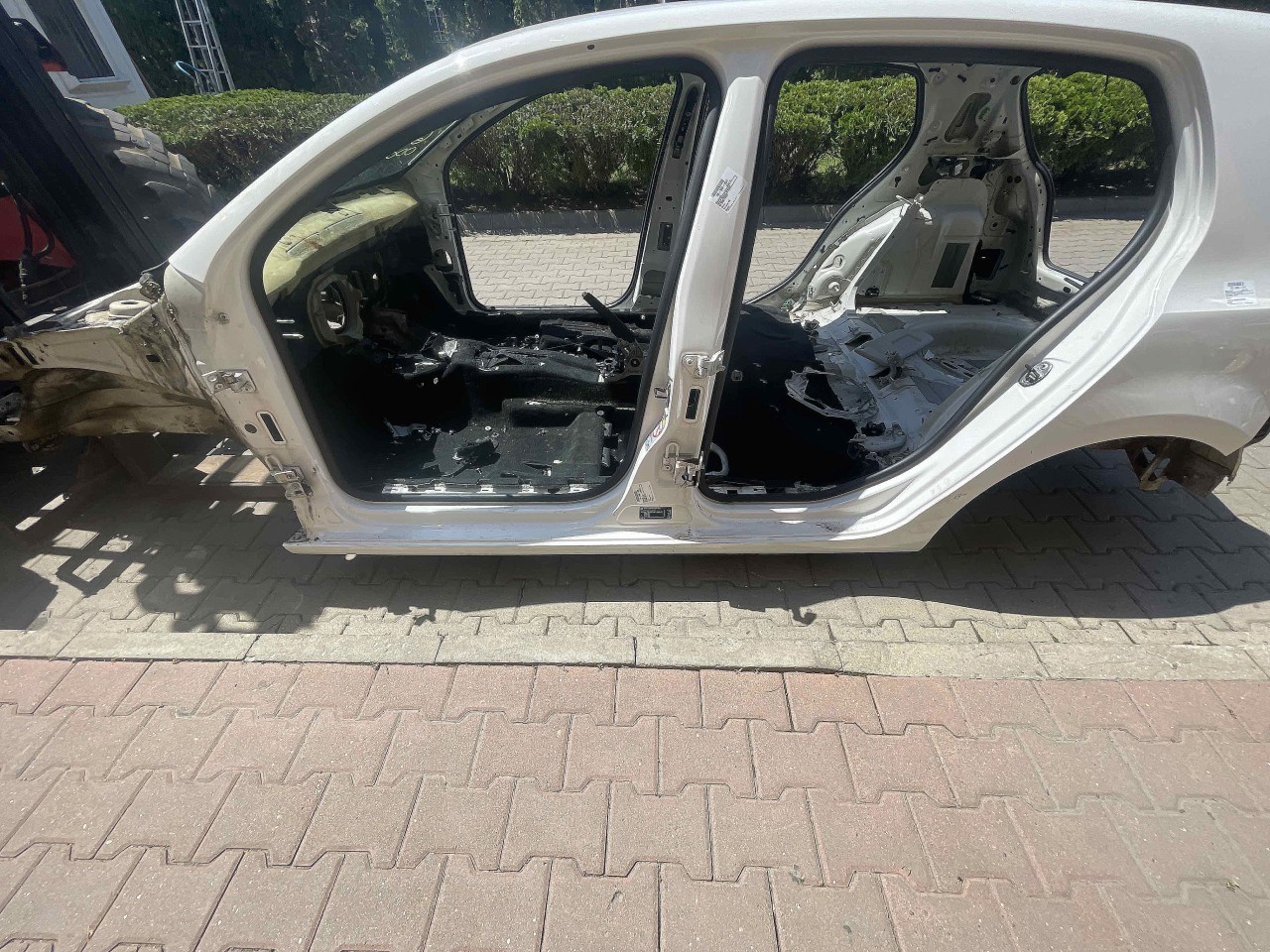 PRAG STANGA VW GOLF VI - - (2008 2012)