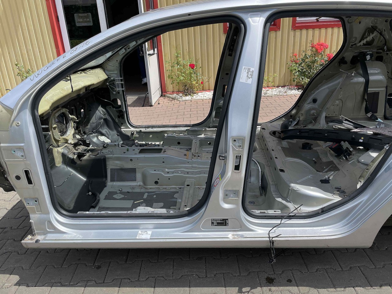 PRAG STANGA VW GOLF VI GOLF VI - - (2008 2012)