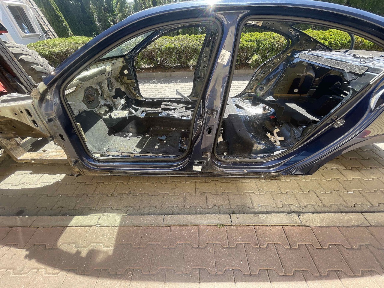 PRAG STANGA VW PASSAT - - (2014 2019)