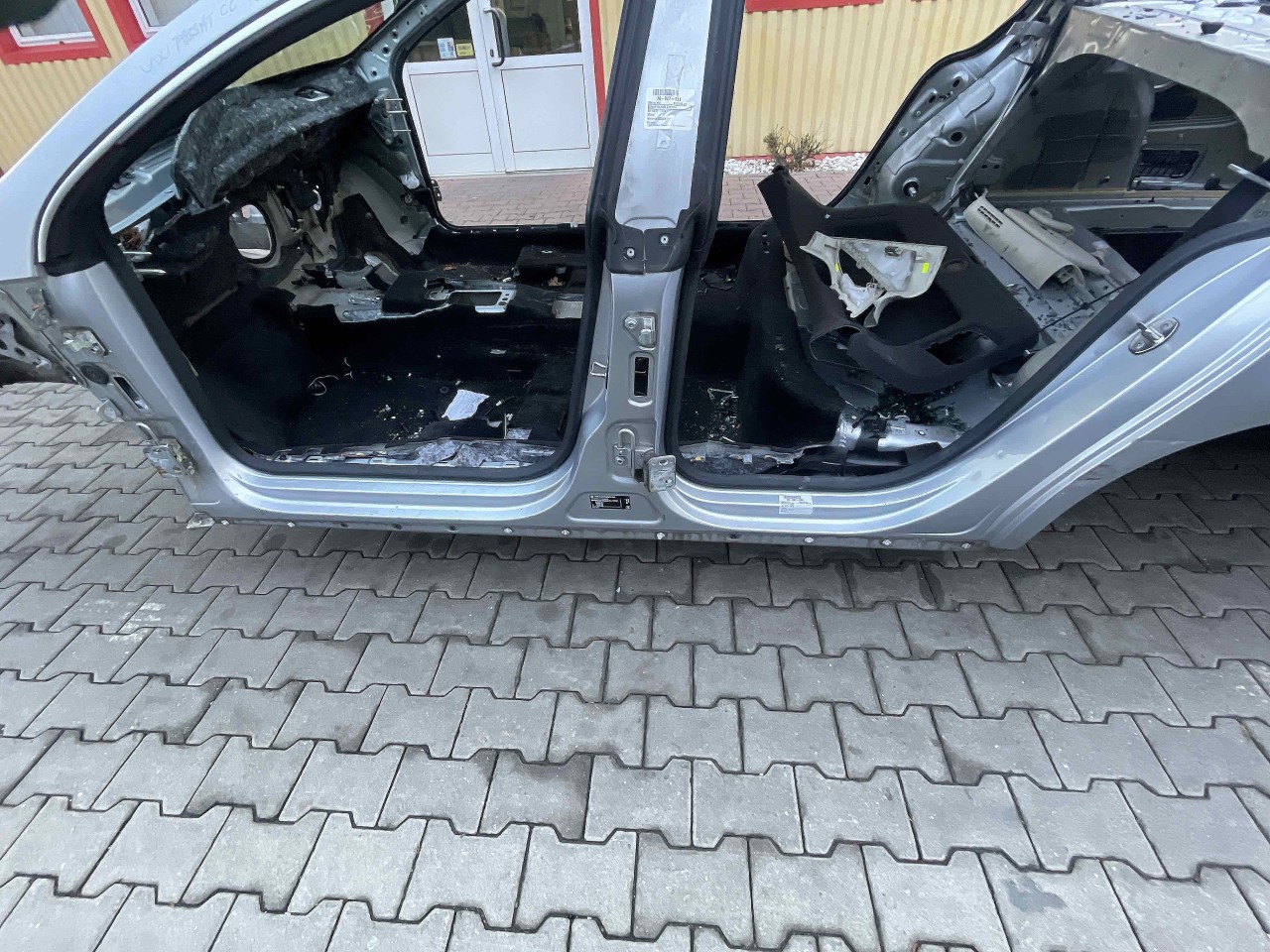 PRAG STANGA VW PASSAT CC - - (2012 2016)