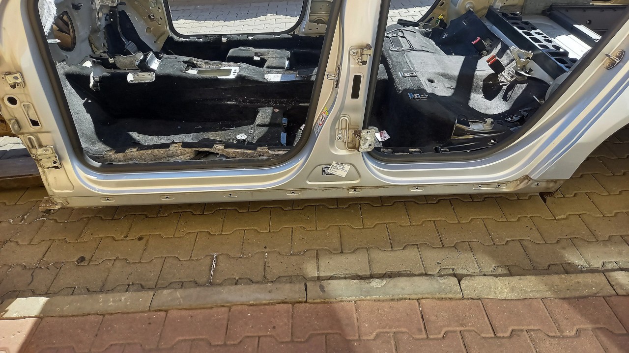 PRAG STANGA VW PASSAT PASSAT - - (2005 2010)