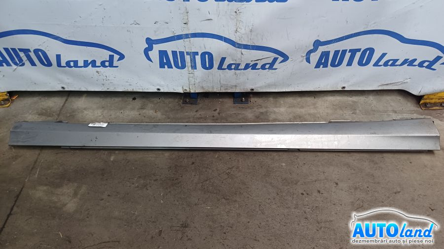 Praguri A2046900440 Dreapta Mercedes-Benz C-CLASS W204 2007