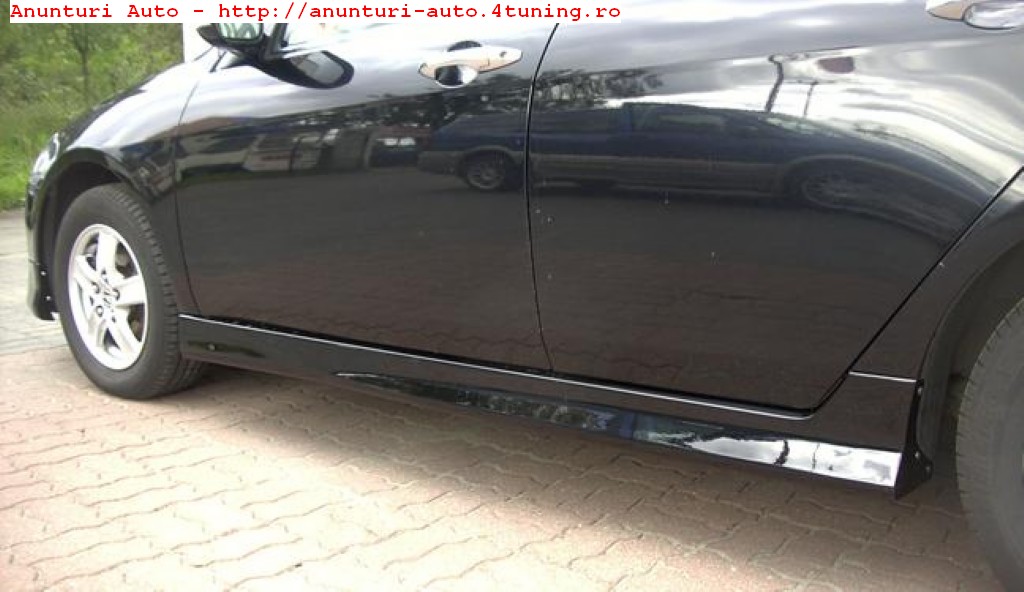 Praguri honda accord 2002