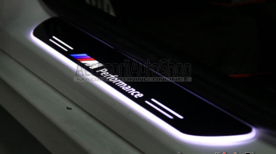 Praguri Interioare Iluminate LED BMW