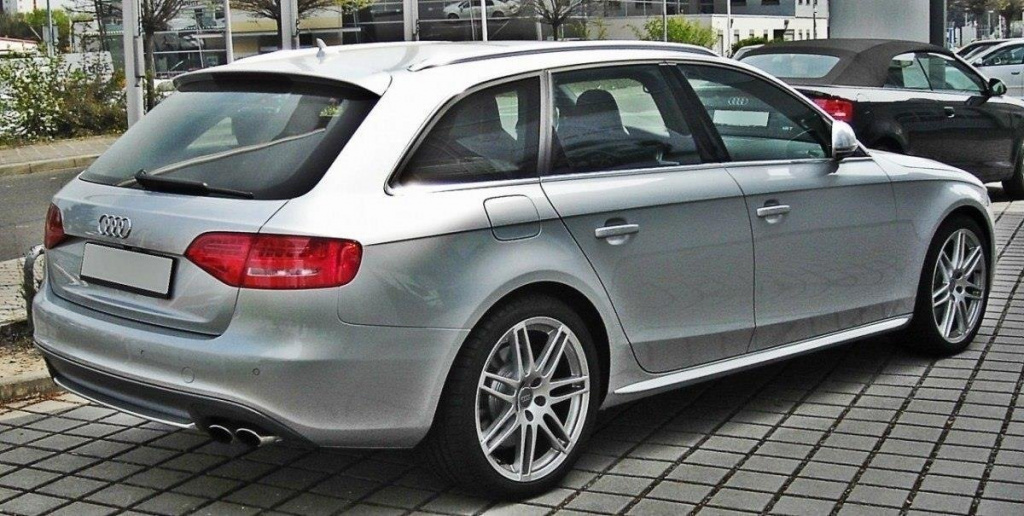 Praguri Laterale AUDI A4 B8 S-LINE LOOK AUA4B8SLINES1